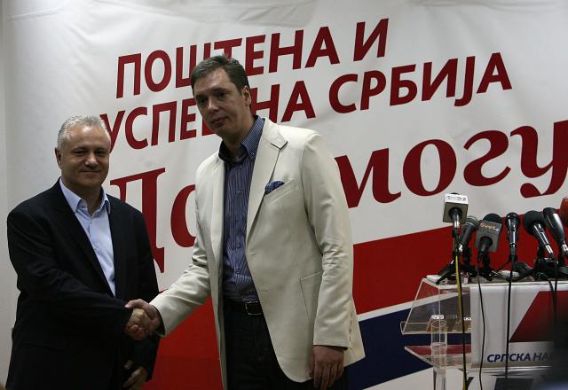 vucic-i-dinkic.jpg