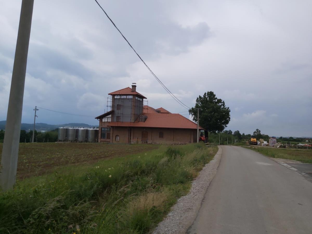 Imanje Nenada Jezdića u selu Zabrdica