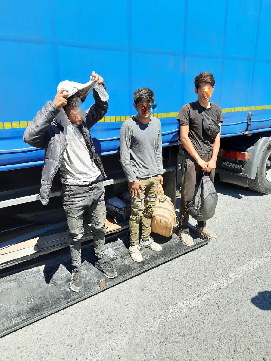 trojica-migranata-iz-paletarnika-presevo-28-07.jpg