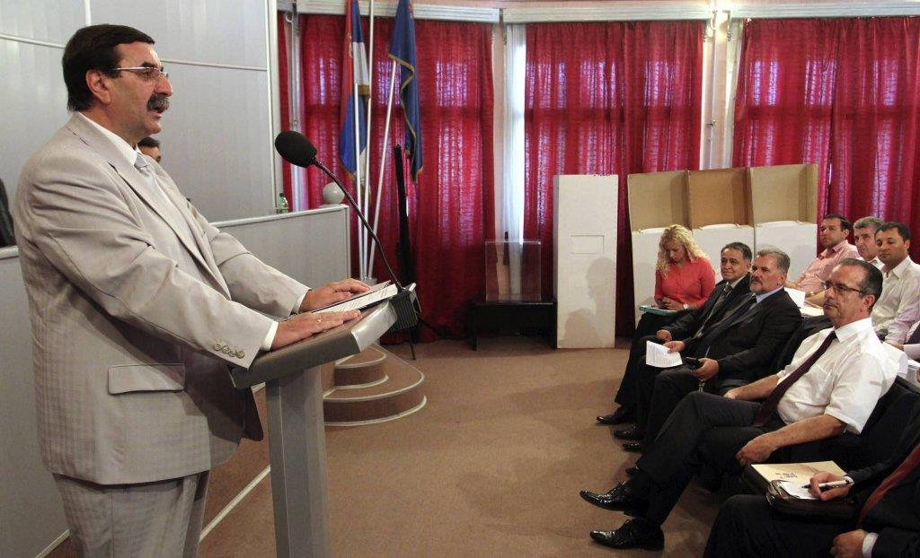 zoran-perisic-novi-gradonacelnik-nisa-konstitutivna.jpg