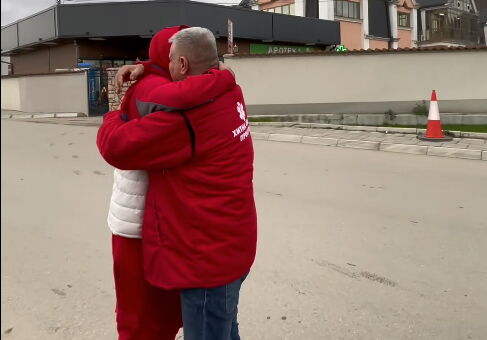 "Eksplodiraće mi srce" Sin posle 7 godina došao iz Amerike u Srbiju da iznenadi oca: Zbog njihovog susreta svi na internetu plaču (VIDEO)