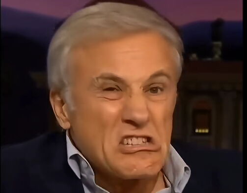 Holivudskog glumca pitali na kom jeziku se najbolje psuje, kao iz topa odgovorio: "Na srpskom", a onda uradio nešto što je izazvalo haos (VIDEO)