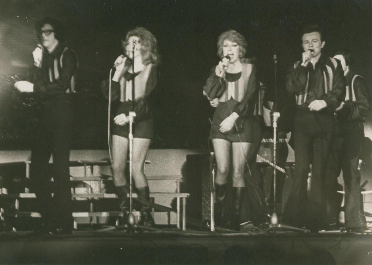 Minja Subota u grupi One