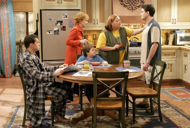 Čarli Šin u ulozi u seriji „Dva i po muškarca“