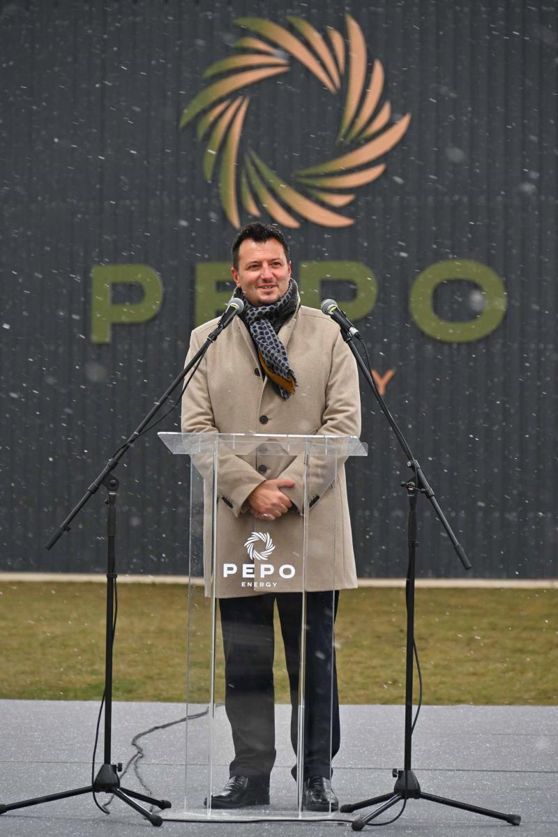 bendzamin-lakatos-predsednik-izvrsnog-odbora-met-grupe.jpg