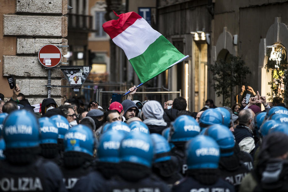 w-56822568-italijaprotest.jpg