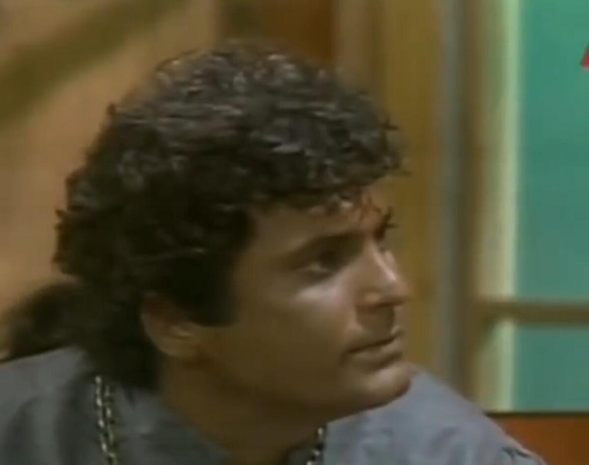 Henri Soto kao Randu u seriji Kasandra