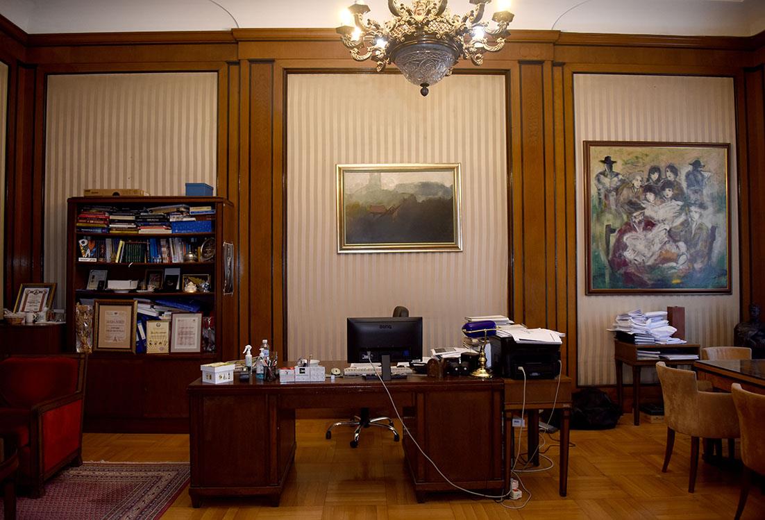kancelarija-andreje-mladenovica.jpg