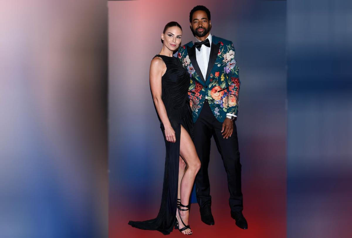 Nina Seničar sa suprugom Džejem Elisom