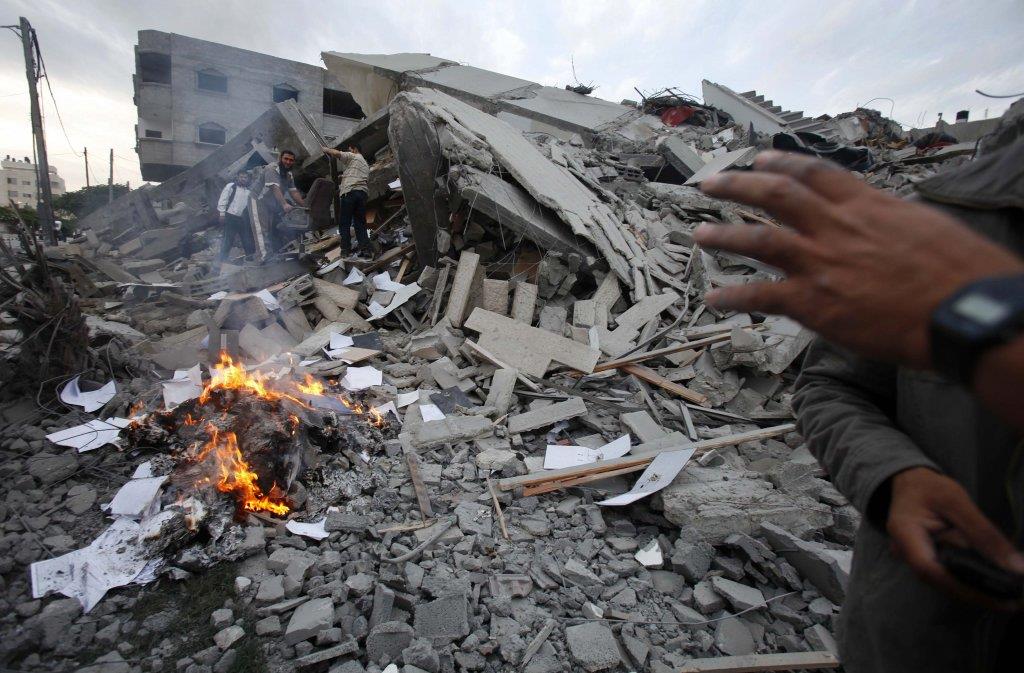 svet-gaza-bombardovanje-rojter.jpg