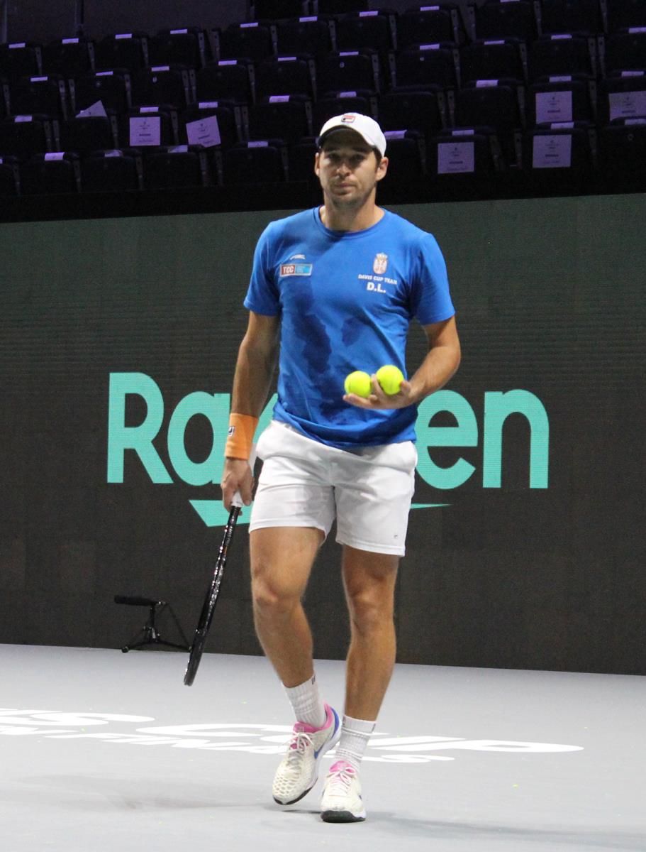dusan-lajovic.jpg