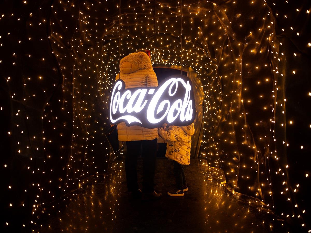 cocacola-je-pripremila-za-posetioce-carobno-iskustvo-u-duhu-praznika.jpg
