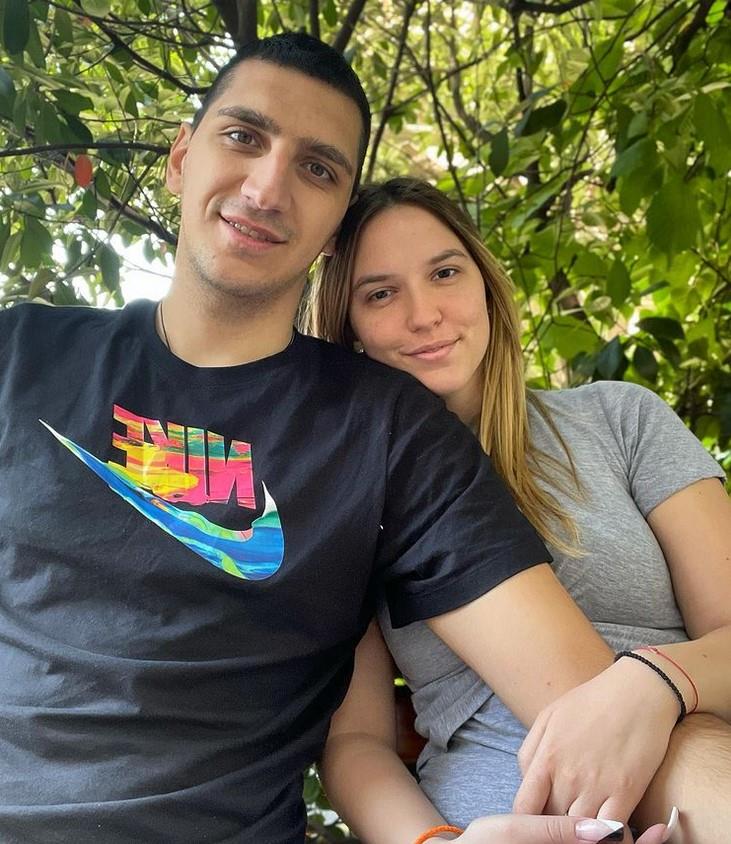 OVO JE DEČKO KOJEM JE DIVČEVA ĆERKA USRED SKANDALA REKLA DA GA VOLI: Sportista, iz Prijepolja kao i Vlade, evo šta je ČASNO uradio