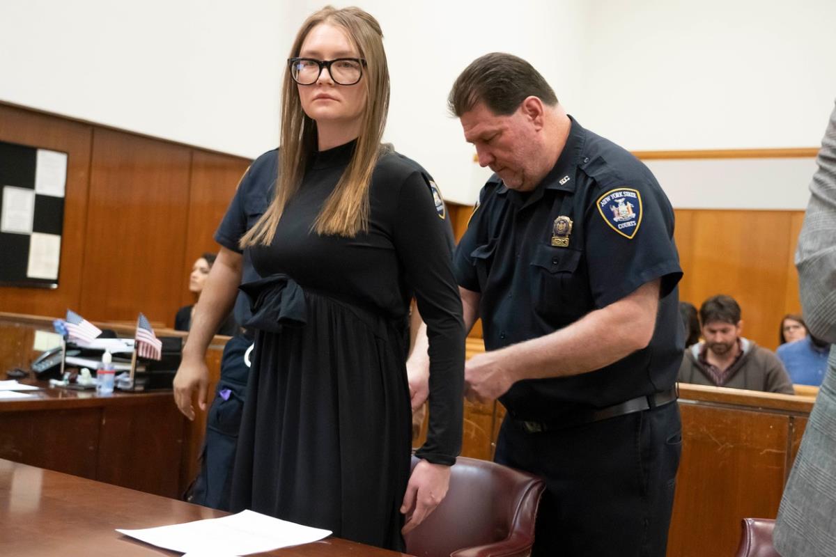 Ana Sorokin (Ana Delvi)