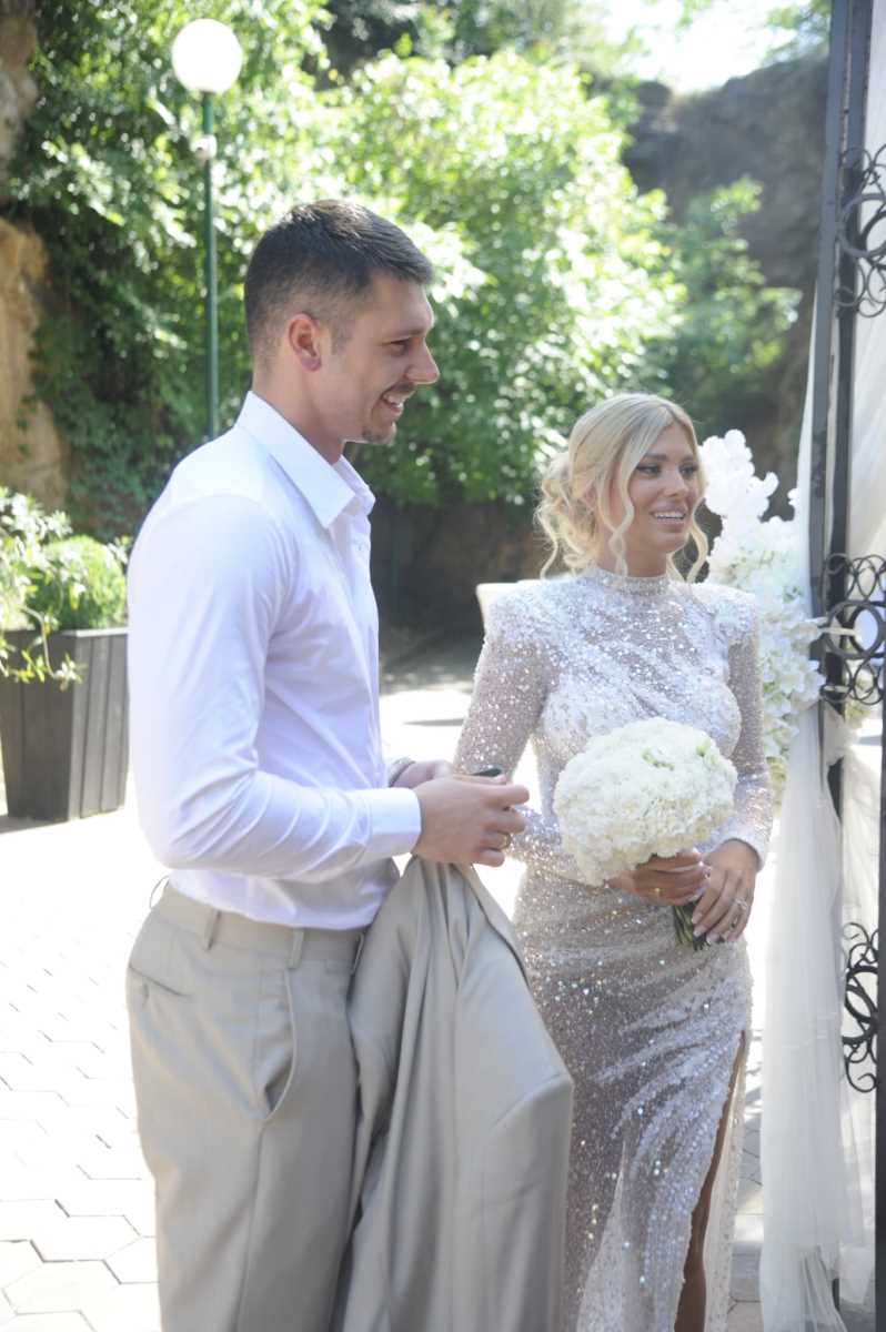 Bivša ljubav Luke Jovića s kojom ima dete čeka bebu s drugim fudbalerom