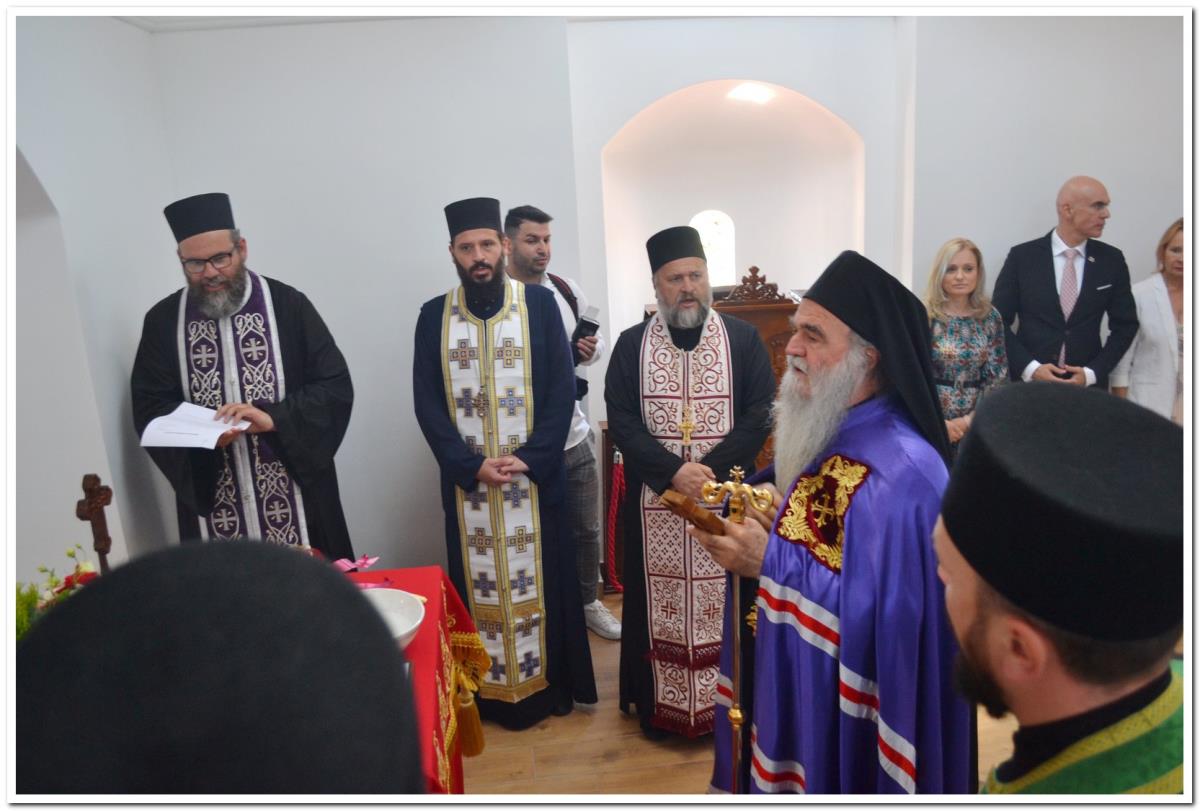 vladika-david-osvestava-hram-u-trajalu.jpg