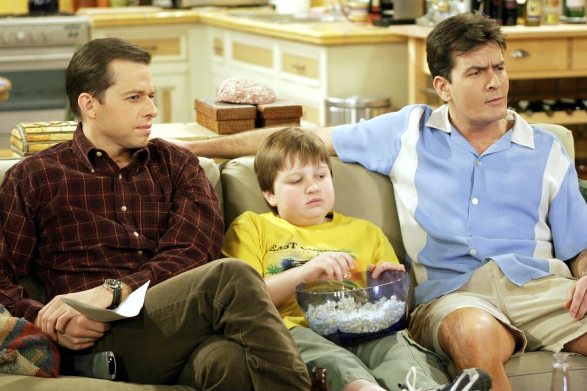 Čarli Šin u ulozi u seriji „Dva i po muškarca“