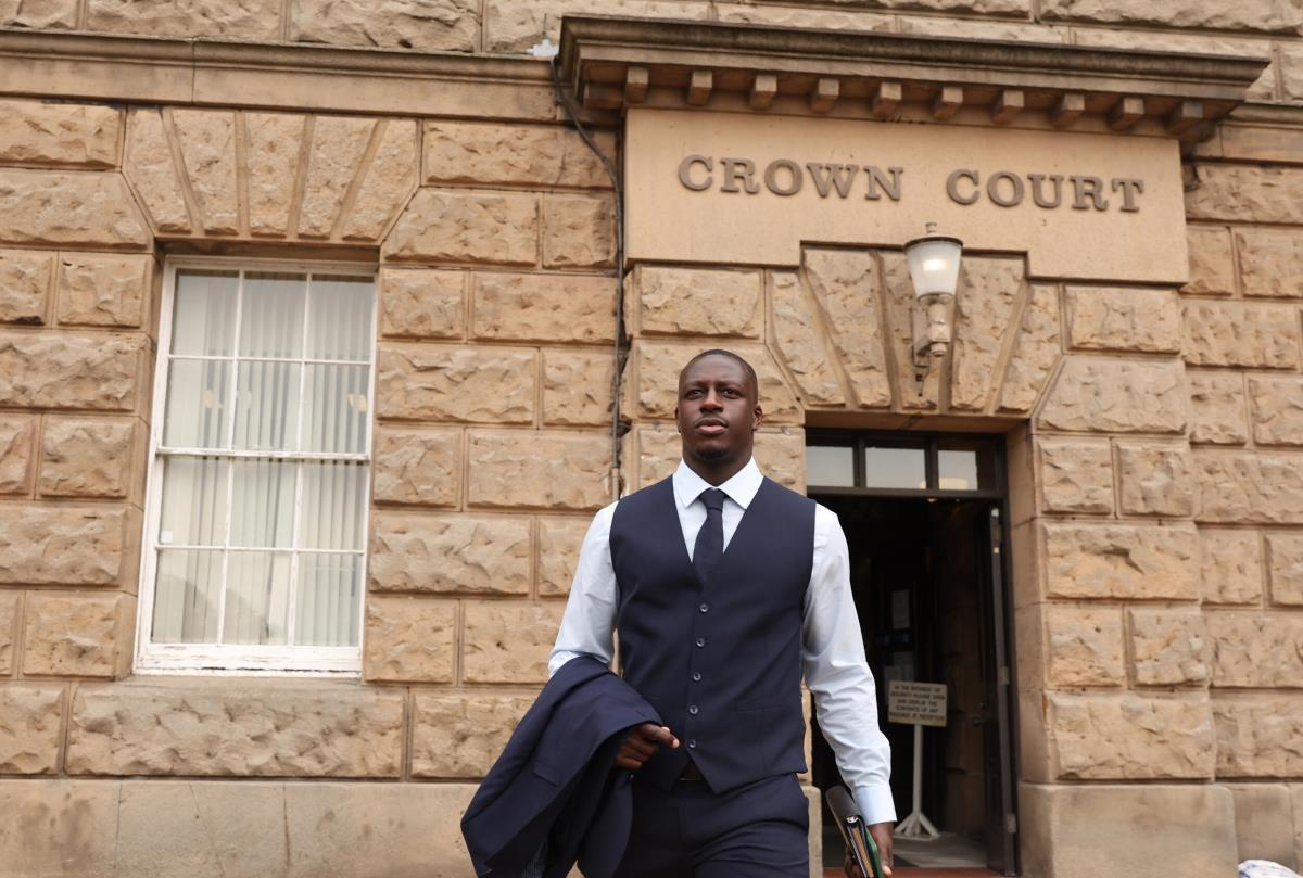 Mendi posle optužbi da je silovatelj opet igra fudbal