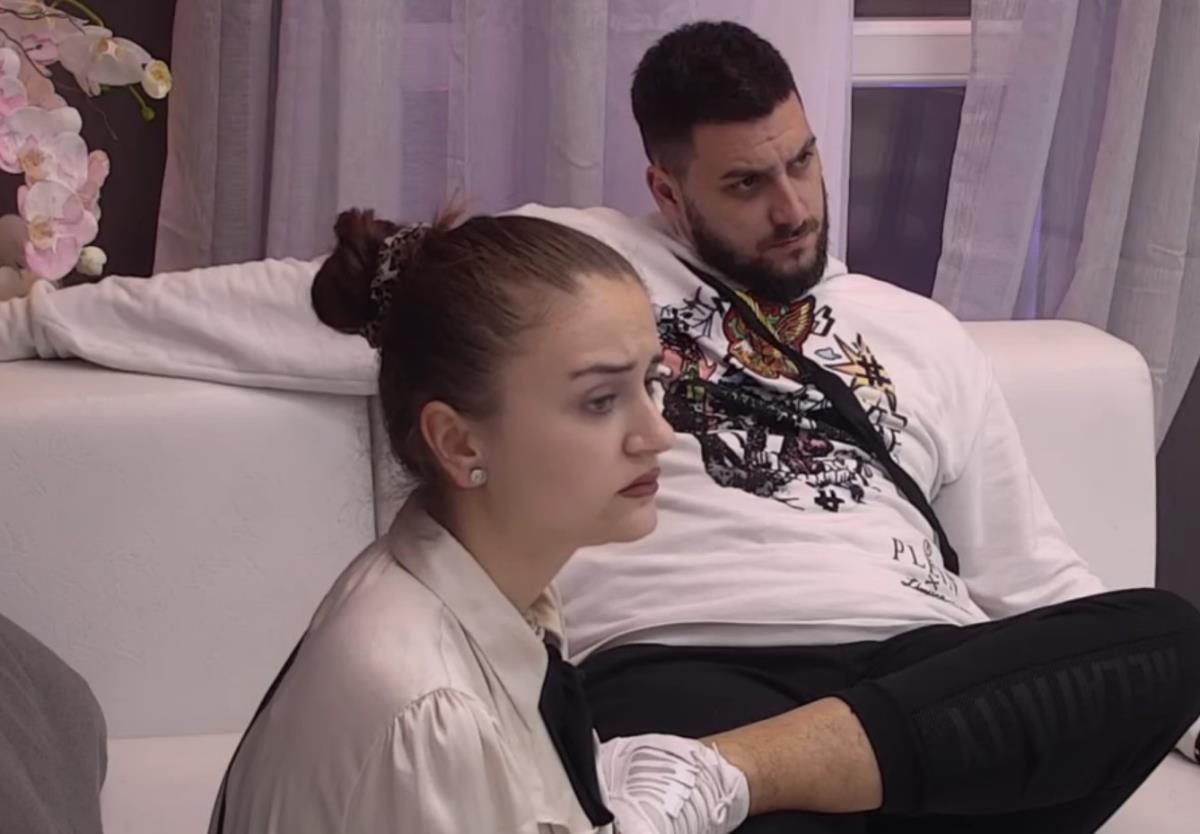 ZOLINA BIVŠA DOBILA LUKS STAN U BEČU! Nekadašnja Zadrugarka promenila život iz korena: Ljubi momka iz kriminalnog miljea (FOTO)
