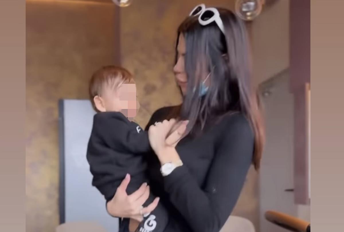 ZAVIRITE U LUKS STAN SRPSKE MANEKENKE OD 400.000 €: Ogromna terasa, biblioteka, mermer, a ove sitnice su ulepšale porodični dom