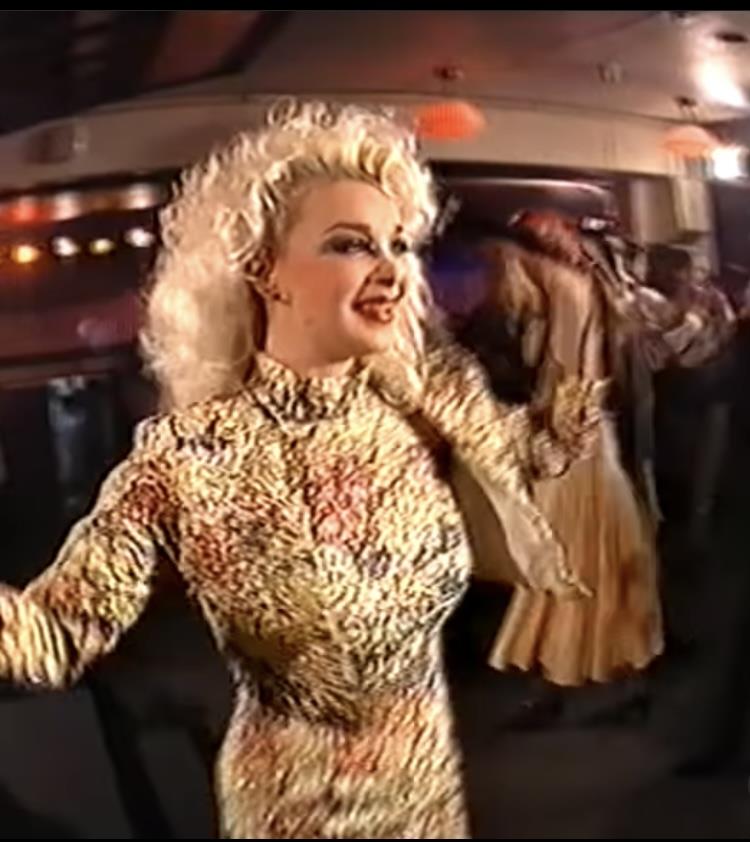  Lepe i zgodne, a neke od njih gaze i 7. deceniju