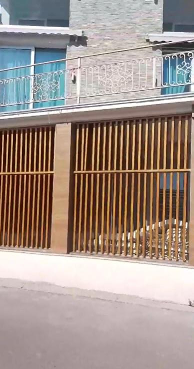 Nova kapija na vili Miloša Bojanića na moru