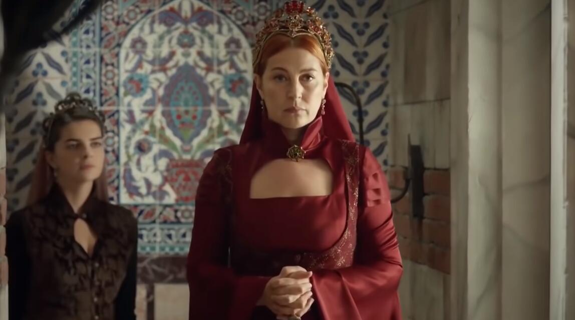 Vahide Perčin kao sultanija Hurem u seriji Sulejman Veličanstveni