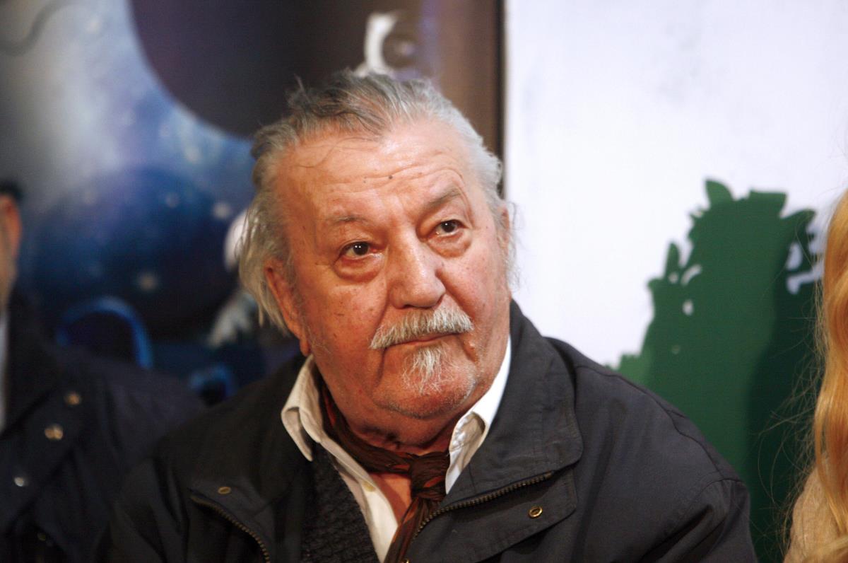 Tomo Kuruzović u crnoj jakni