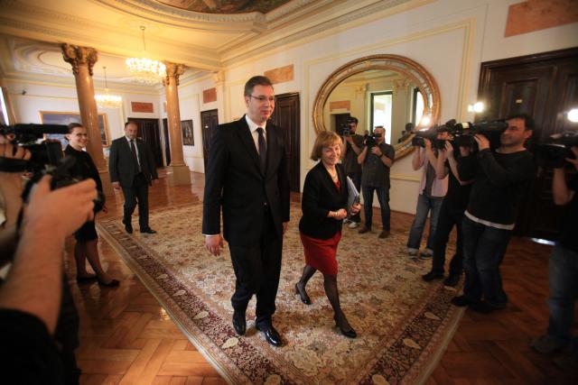 aleksandar-vucic-vesna-pusic.jpg