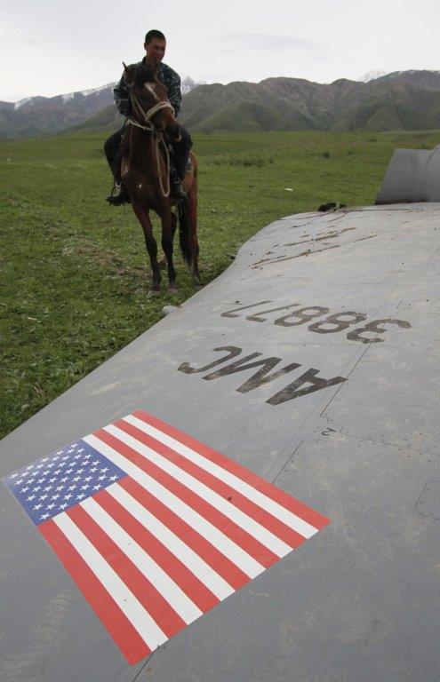 kirgistan-americki-avion-pad-rojters.jpg