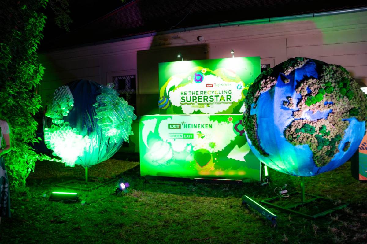 recyling-superstar--planeta--heineken-i-green-exit.jpg
