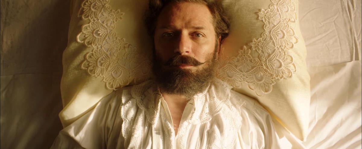 Dragan Mićanović kao knez Mihailo u seriji Što se bore misli moje