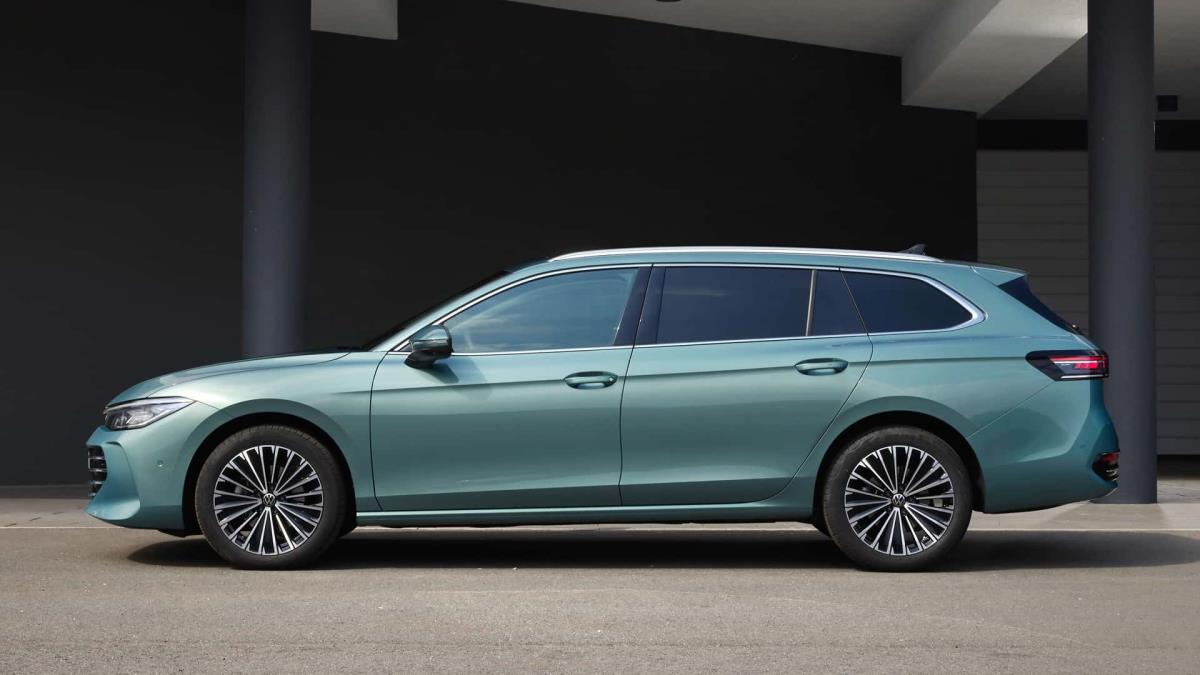 vwpassatvariant2024-3.jpg