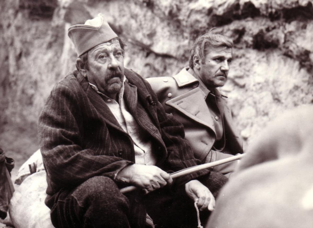 Pavle Vuisić i Velimir Bata Živojinović u filmu Tren