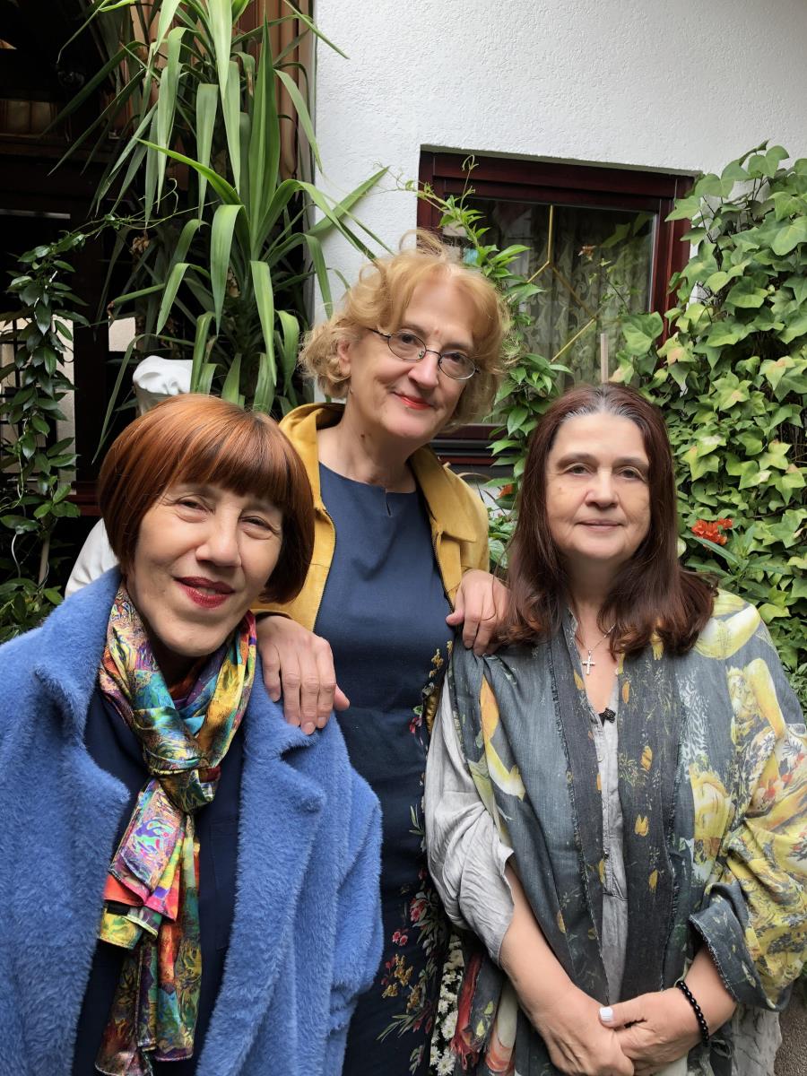 Ljiljana Habjanović Đurović sa životnim drugaricama Gagi i Senom