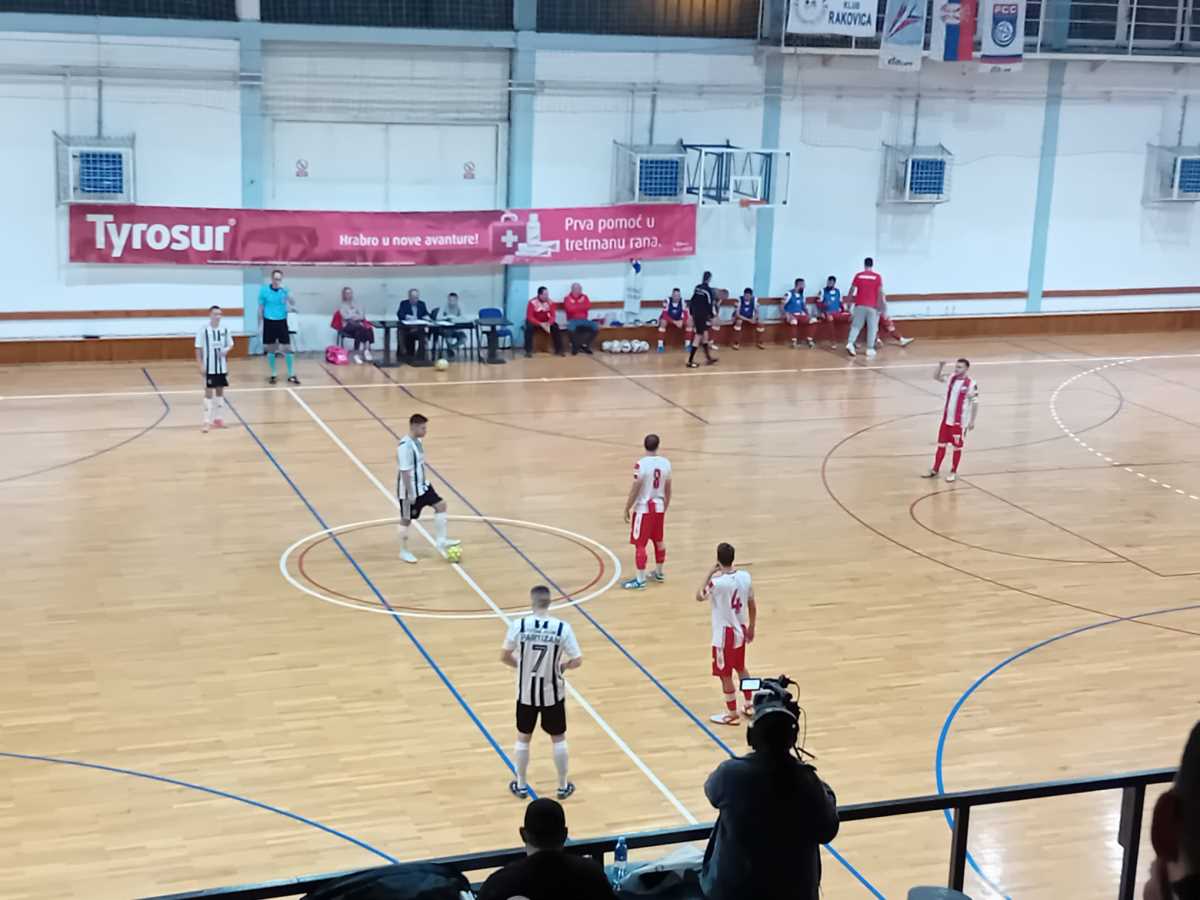 futsal-derbi-5.jpg
