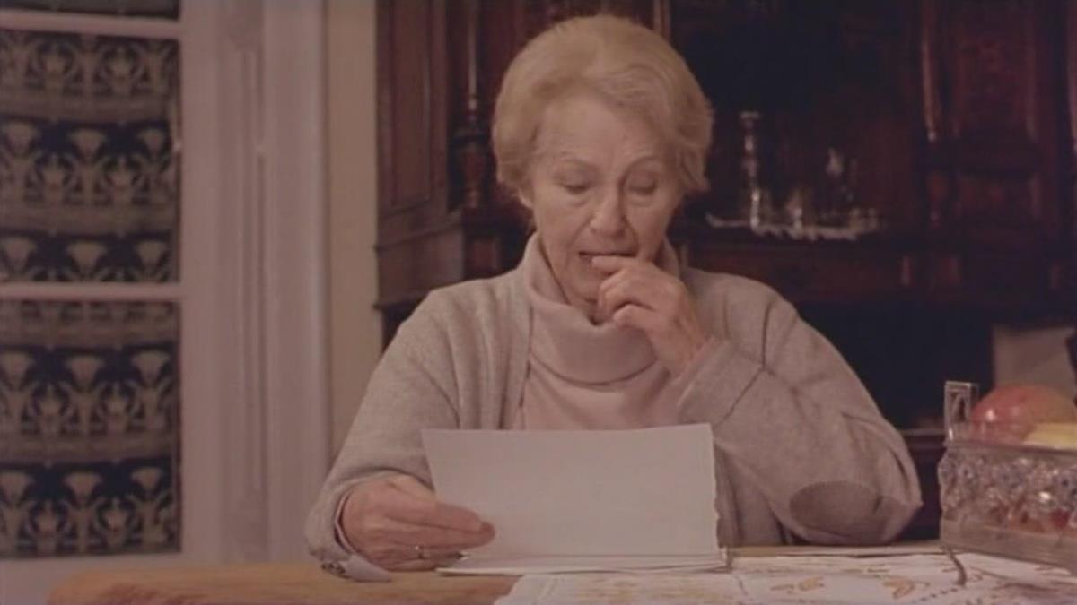 Renata Ulmanski u seriji Miris kiše na Balkanu