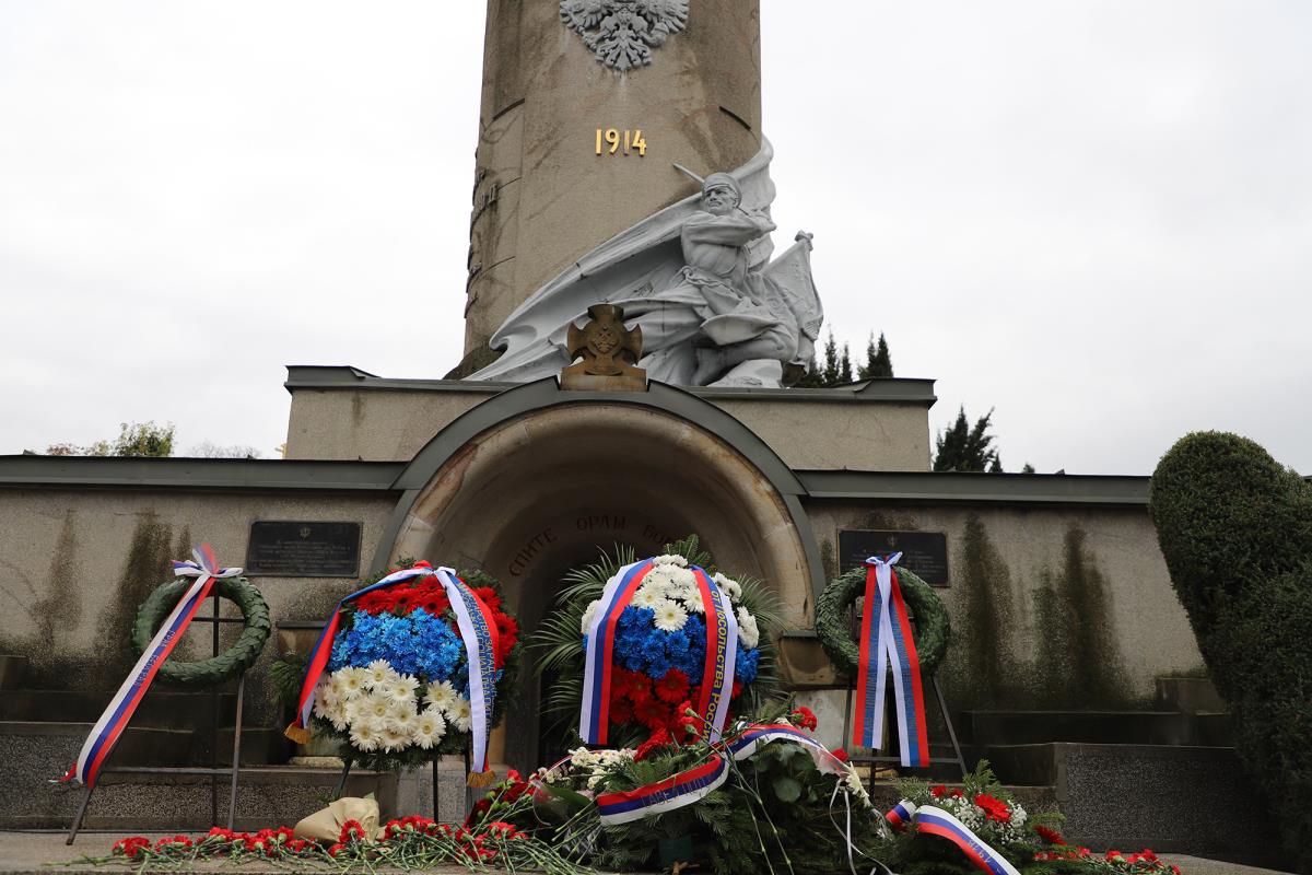 spomenkosturnica-ruskih-dobrovoljaca-iz-1.-sv.-rata.jpg