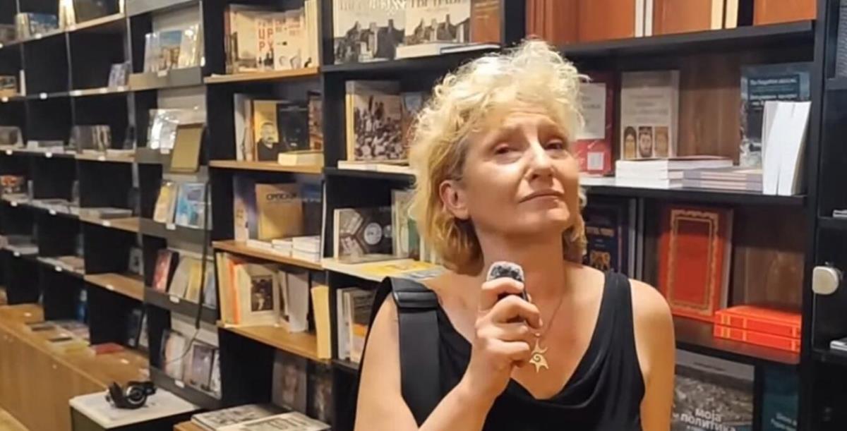 BILA VELIKA ZVEZDA, UČESTVOVALA U ZADRUZI, A ONDA IŠLA PO NARODNIM KUHINJAMA! Pevačica bez blama priznala sve: Komšije su mi davale hranu