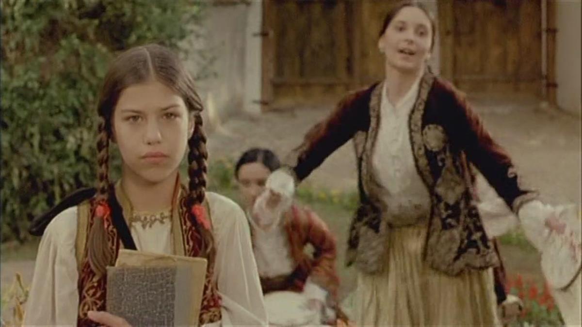 Jana Milosavljević kao mala Zona u filmu Zona Zamfirova