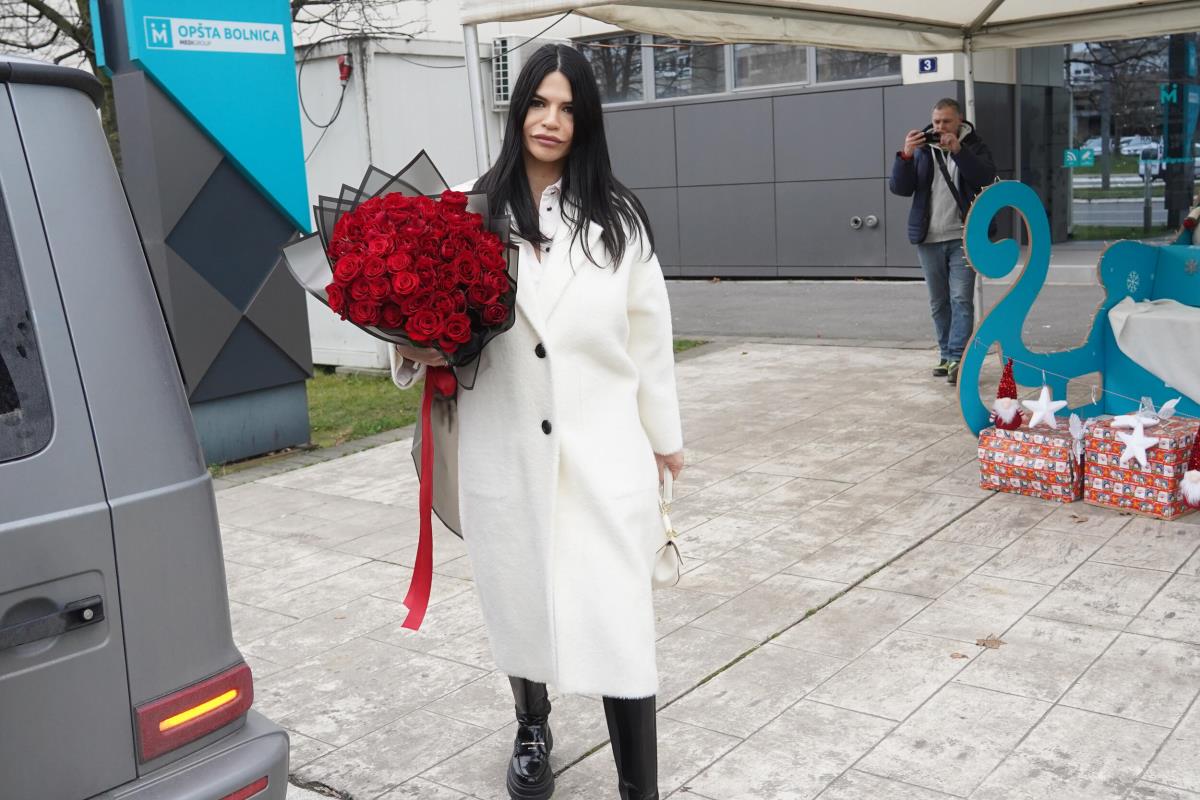 Dejani Živković razbijena šoferka na džipu