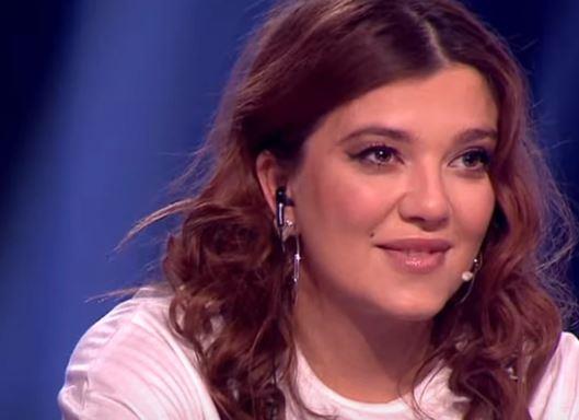 KIJA DOBILA STARLETU NA SUDU! Jelena Krunić tvrdila da je Slobina bivša žena prodala očevu sahranu za 15.000 €, ona podnela tužbu: Ime mog tate ću uvek štititi!