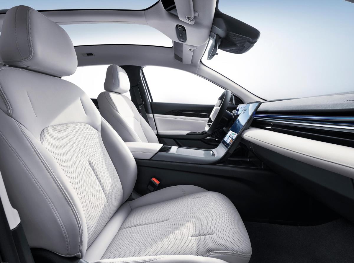 2024galaxyl6geely1j8p70bvonhze80ds.jpg