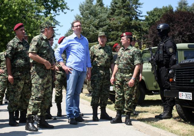 aleksandar-vucic-specijalna-brigada-pancevo.jpg
