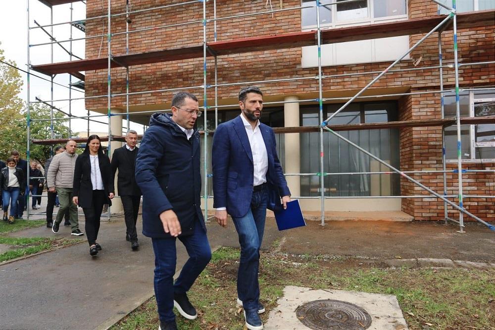 aleksandar-sapic-rekonstrukcija-osnovne-skole-vojislav-voka-savic-u-lazarevcu-5.jpg