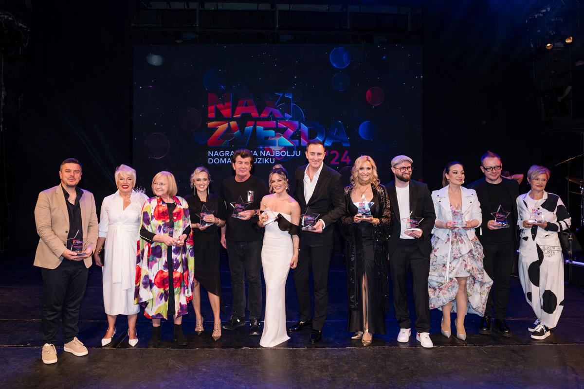 zajednicka-fotografija-svih-dobitnika.jpg