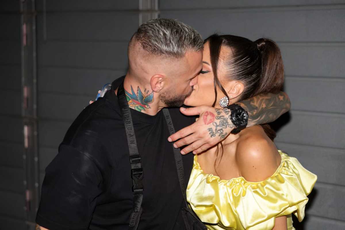 "DA BOG DA VAM UMRLI SVI" Našem pevaču stižu jezive pretnje i kletve, nije mogao više da ćuti sve je otrkio javno: Sveću vam palim naglavačke