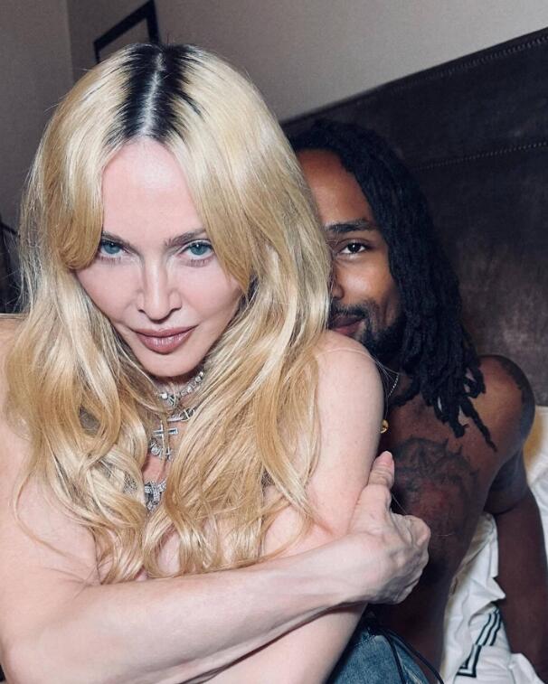 Ceca Ražnatović rame uz rame sa Madonom i Ledi Gagom