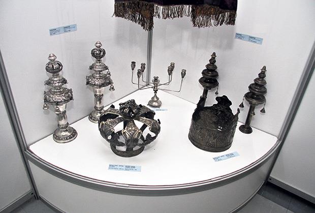sinagogalni-predmeti-tora-jevreji-izlozba.jpg