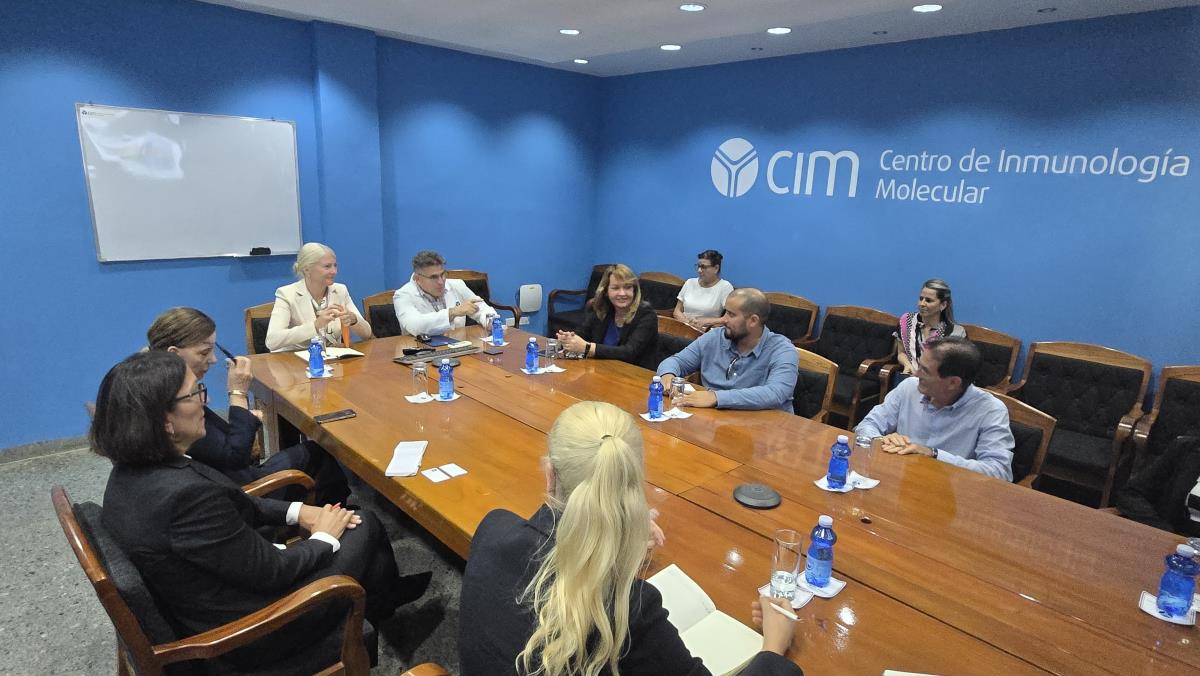 Jelena Begović obilazi BioКubaFarma 4.jpeg